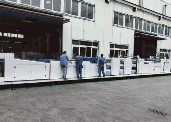 중국 돋을새김 단위를 가진 가장 큰 크기 1450mm 길이 열 영화 박판으로 만드는 기계 협력 업체